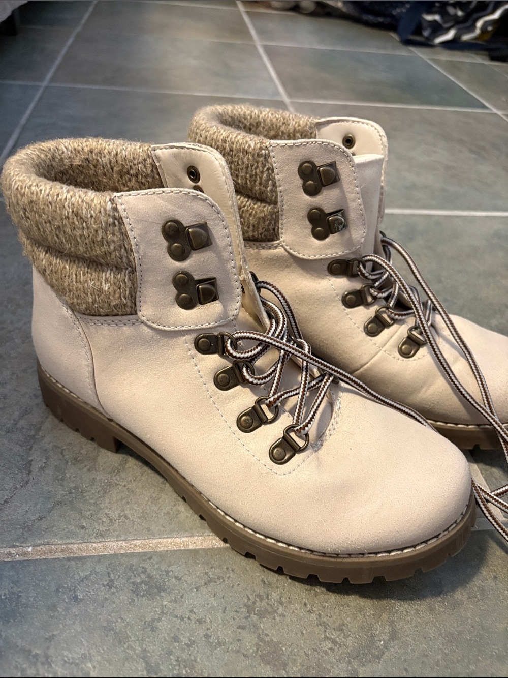 White Mountain Cream Lace-Up Ankle Boots with Knit Cuff